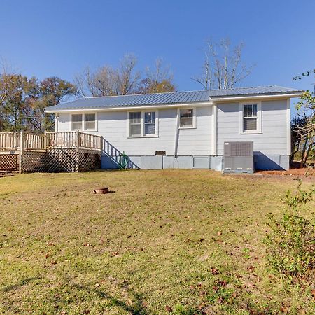 Quiet Grove Hill Cottage With Wraparound Deck! Exterior photo